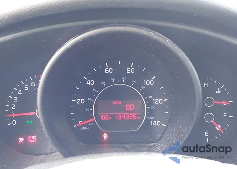 2015 Kia Soul z USA, uszkodzony, nr VIN KNDJN2A22F7775997